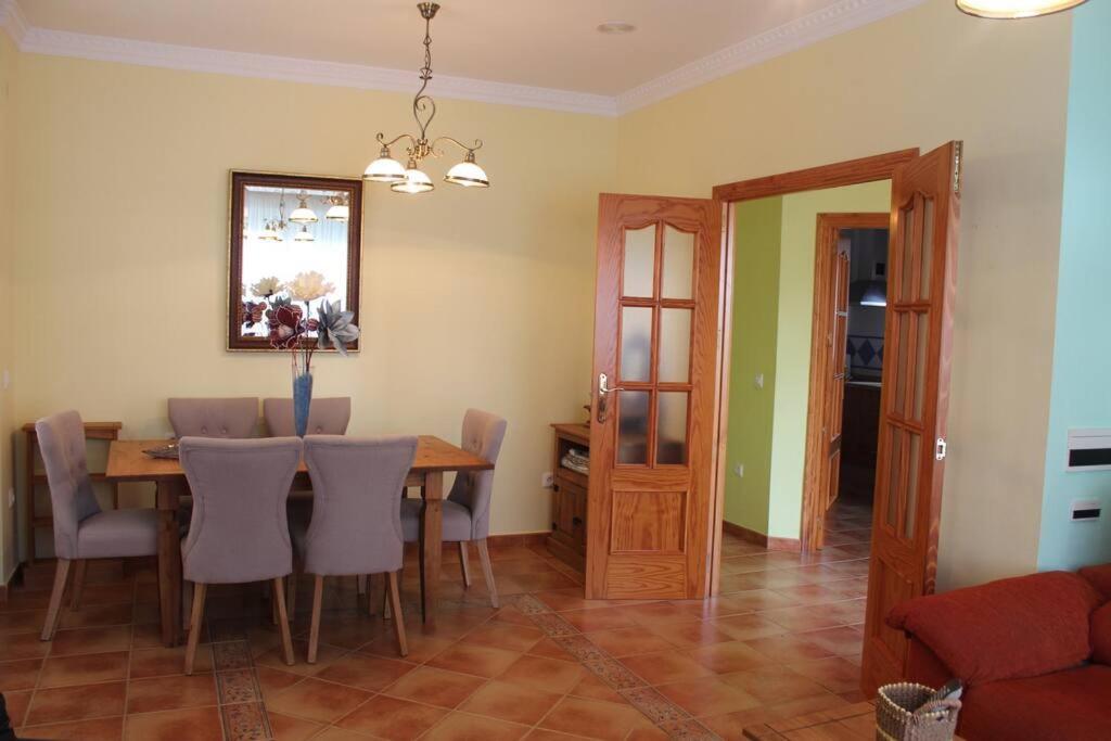 Casa 4 Dormitorios En アヤモンテ エクステリア 写真