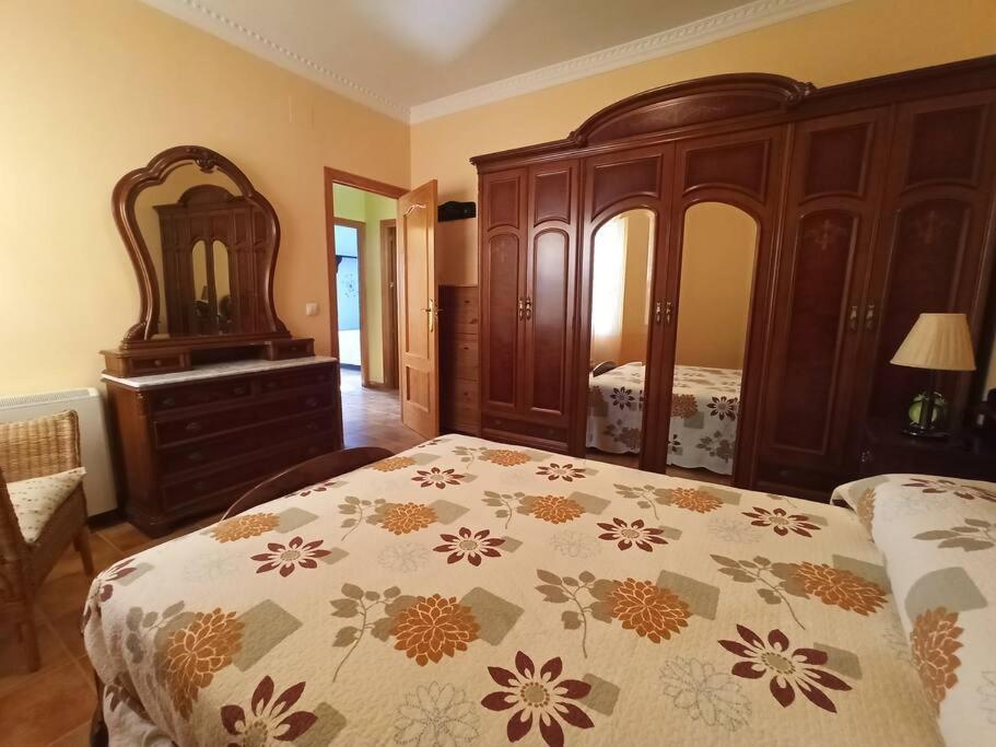 Casa 4 Dormitorios En アヤモンテ エクステリア 写真